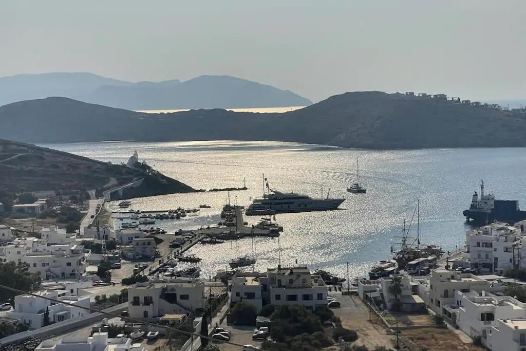 Villa Surplombant Le Port D'Ios, Cyclades Grecques Exterior foto